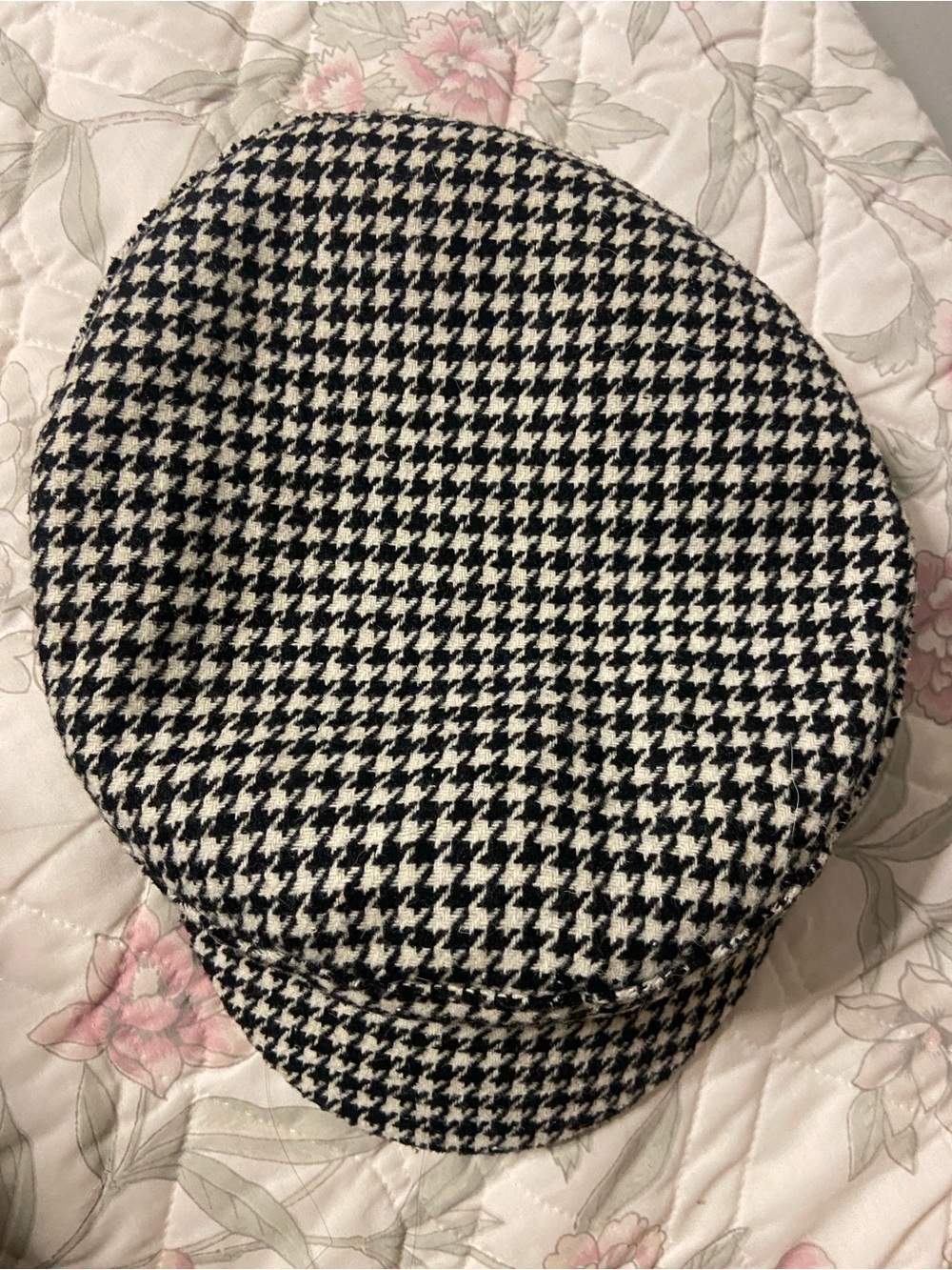LACK OF COLOR Black & White HOUNDSTOOTH Cotton Newsboy Hat